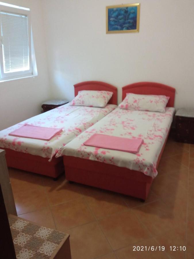 בודווה Ilic Apartments מראה חיצוני תמונה