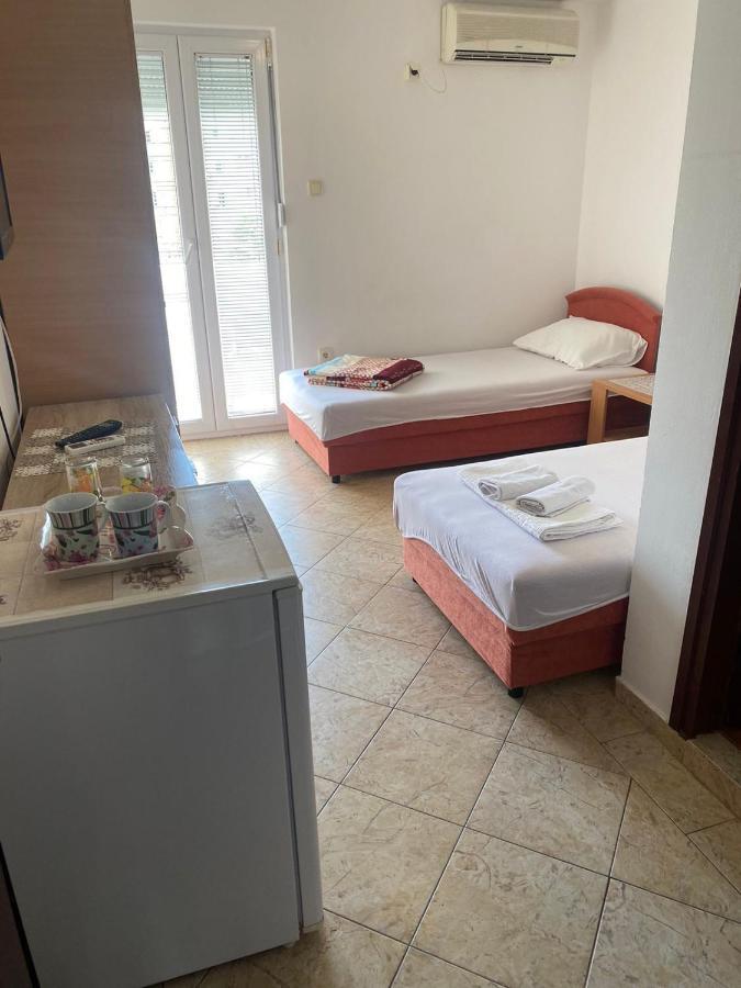 בודווה Ilic Apartments מראה חיצוני תמונה